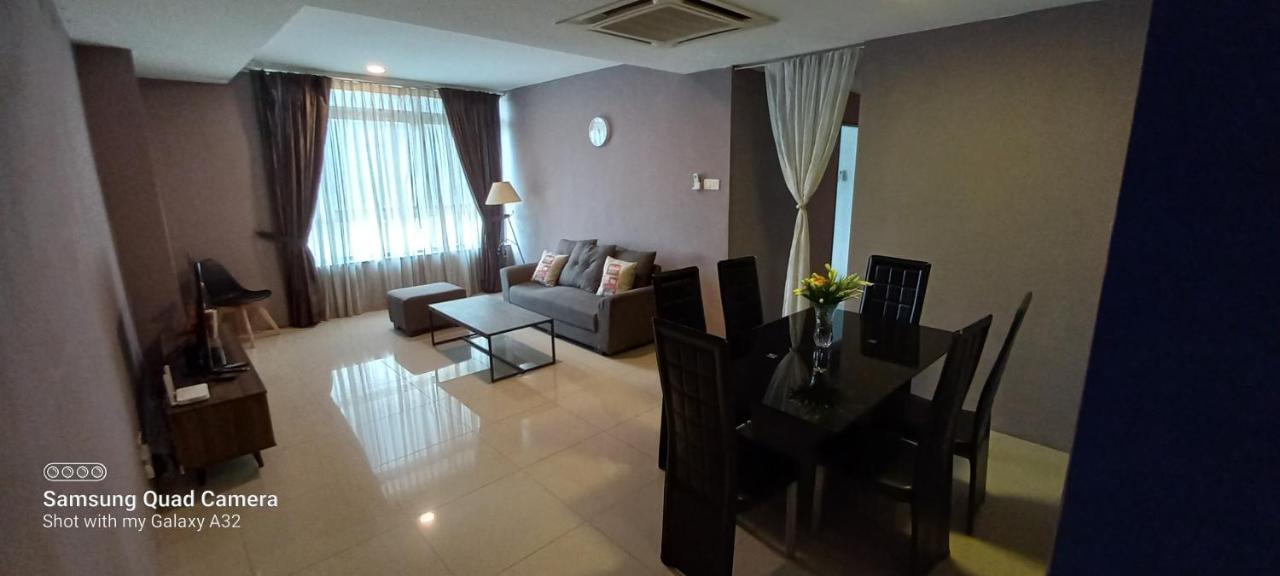 Taragon Bbcc Apartment Kuala Lumpur Exterior photo
